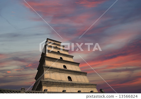 Giant Wild Goose Pagoda (Big Wild Goose Pagoda), is a Buddhist pagoda located in southern Xian,China 13566824