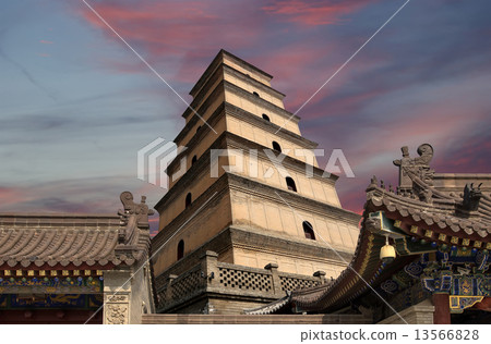 Giant Wild Goose Pagoda (Big Wild Goose Pagoda), is a Buddhist pagoda located in southern Xian,China 13566828