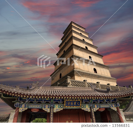 Giant Wild Goose Pagoda (Big Wild Goose Pagoda), is a Buddhist pagoda located in southern Xian,China 13566831