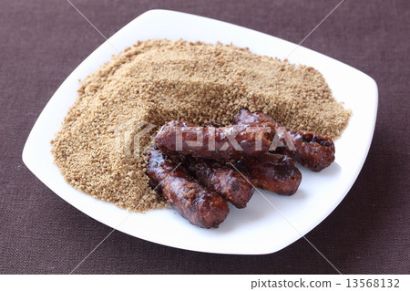 Black sugar and Karintō Black sugar and Karintō 13568132