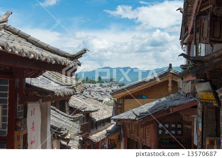 中國·雲南省麗江世界文化遺產·麗江城堡 中國·雲南省麗江世界文化遺產·麗江城堡 13570687