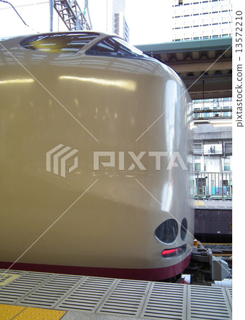 Sunrise Seto · Izumo 285 series Tokyo station 13572210