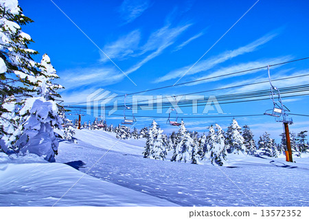 Ski lift and ski resort 13572352