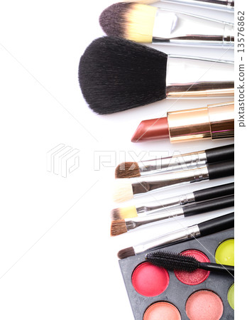 makeup 13576862