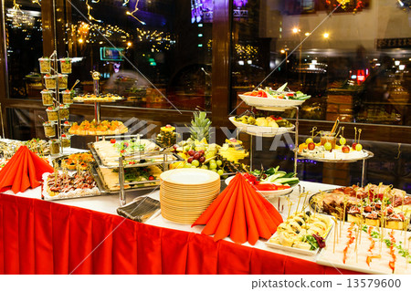 tasty appetizer 13579600