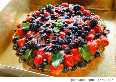 fruit cake 13579787