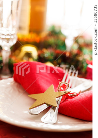 Christmas Table Setting 13580735