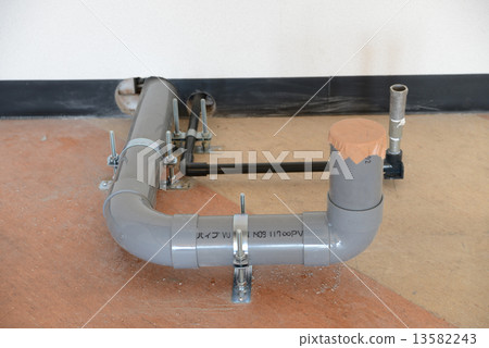 Toilet renovation work 13582243