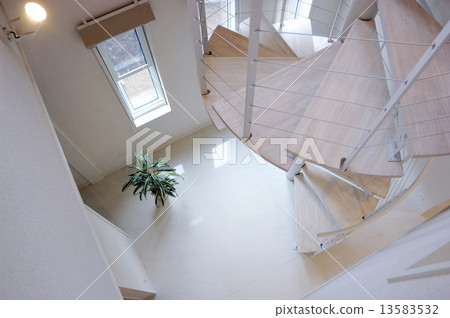 spiral staircase  13583532