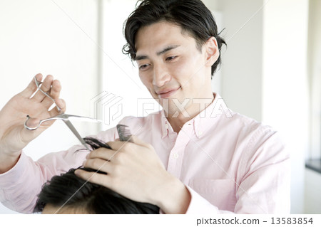 Beauty salon 13583854