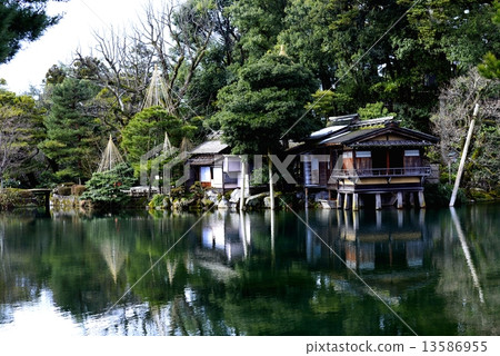 Kenrokuen Uchibashi Tei 13586955