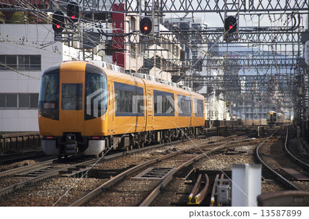 Kintetsu train limited express 22600 series 13587899