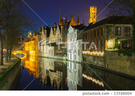 Night cityscape with a tower Belfort and the Green canal in Brug 13588004