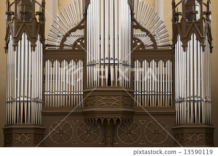 organ pipes 13590119