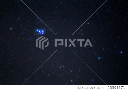 斯巴魯和彗星Lovejoy 斯巴魯和彗星Lovejoy 13591671