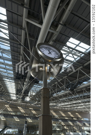 Osaka Station Space-time space 13592102