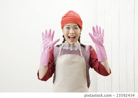 A surprising young lady 13592434