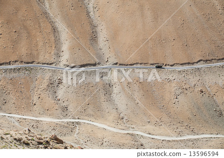 highway. Himachal Pradesh, India 13596594