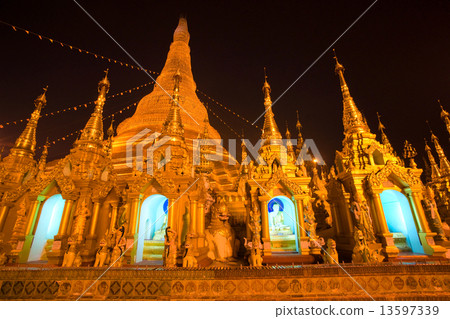Shwedagon Paya at night, Yangoon, Myanmar. Shwedagon Paya at night, Yangoon, Myanmar. 13597339