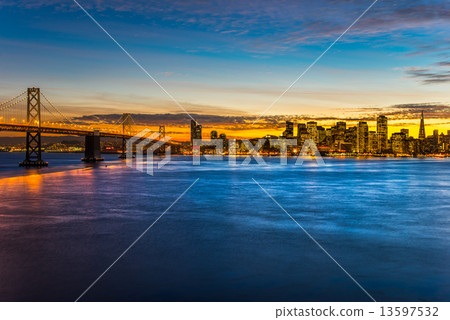 San Francisco skyline 13597532