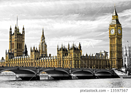 The Big Ben, the House of Parliament and the Westminster Bridge, 13597567
