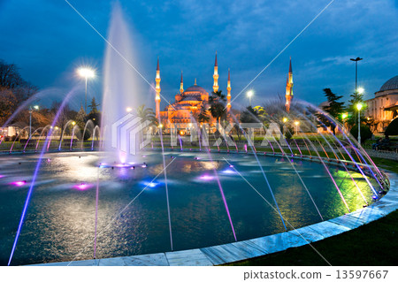 The Blue Mosque, Istanbul, Turkey. The Blue Mosque, Istanbul, Turkey. 13597667