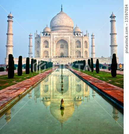 Taj Mahal at sunrise, Agra, Uttar Pradesh, India. 13597884