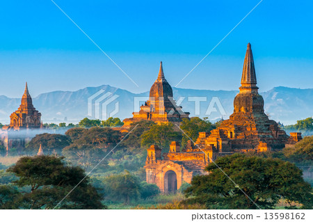 Bagan, Myanmar. 13598162
