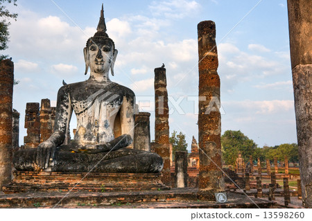 Wat Mahathat, Sukhothai, Thailand, 13598260