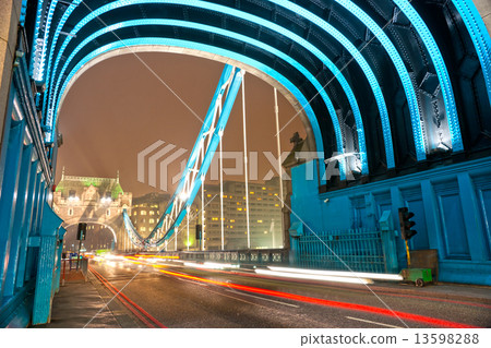 Tower Bridge, London, UK Tower Bridge, London, UK 13598288