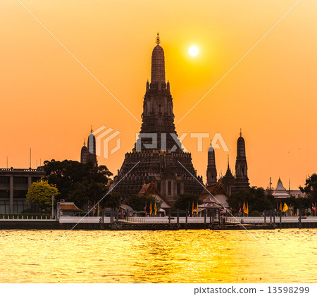 Wat Arun, Bangkok ,Thailand 13598299