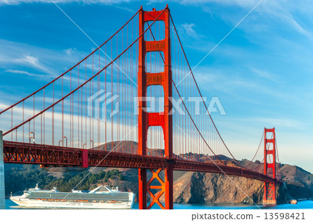 Golden Gate, San Francisco, California, USA. Golden Gate, San Francisco, California, USA. 13598421