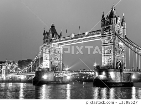 Tower Bridge, London, UK 13598527