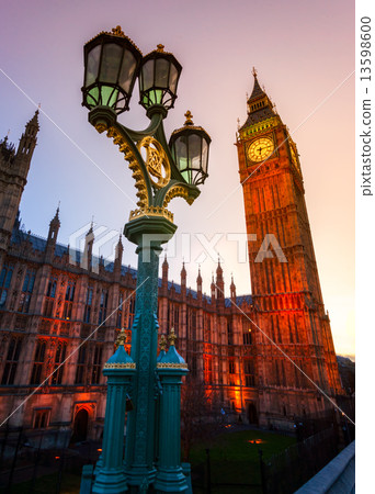 The Big Ben at night, London, UK. 13598600