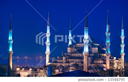 The Blue Mosque, Istanbul, Turkey. The Blue Mosque, Istanbul, Turkey. 13598795