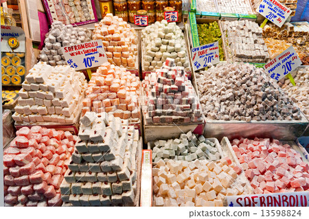 Spice bazaar shops in Istanbul. Spice bazaar shops in Istanbul. 13598824