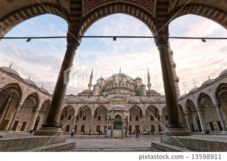 The Blue Mosque, Istanbul, Turkey. 13598911