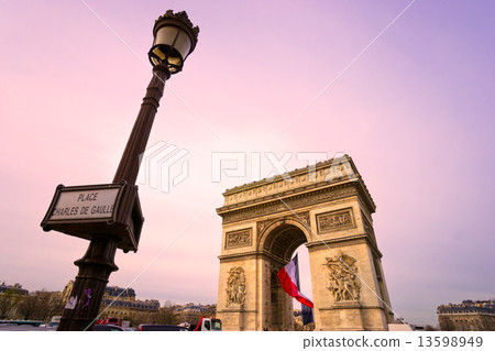 Paris, Arc de Triomphe 13598949