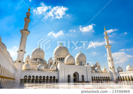 Sheikh Zayed Mosque, Abu Dhabi, United Arab Emirates 13598969