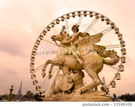 Place de la Concorde, Paris - France 13599109