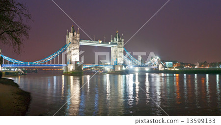 Tower Bridge, London, UK 13599133