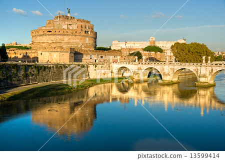 Castel Sant'angelo and bridge at sunset, Rome, Italy. Castel Sant'angelo and bridge at sunset, Rome, Italy. 13599414