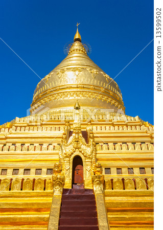 Shwezigon Paya, Bagan, Myanmar. 13599502