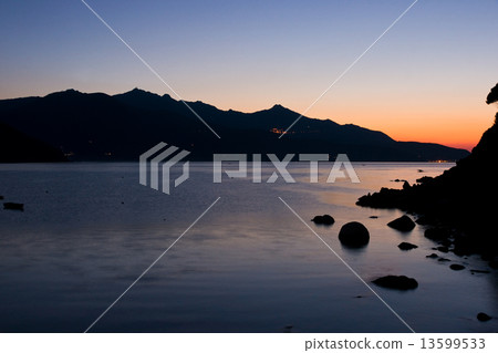 Sunset at Forno, on the Biodola Bay, Elba island. 13599533