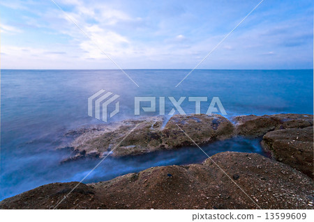 Capo Bianco beach, Elba island. 13599609