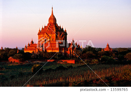 Bagan at Sunset, Myanmar. Bagan at Sunset, Myanmar. 13599765