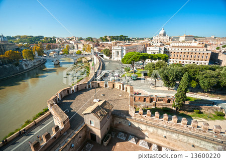 San Peter, Rome, Italy. San Peter, Rome, Italy. 13600220