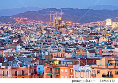 View of Barcellona from Montjuic, with the Sagrada familia. View of Barcellona from Montjuic, with the Sagrada familia. 13600418