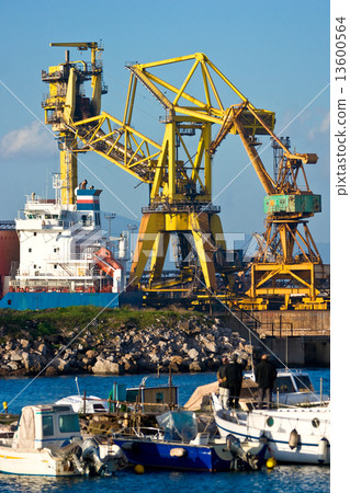 Crane in Piombino, Italy. Crane in Piombino, Italy. 13600564