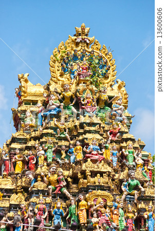 Hindu temple in Yangoon, MYanmar. Hindu temple in Yangoon, MYanmar. 13600606